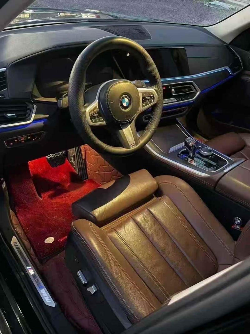 济南22年宝马X54