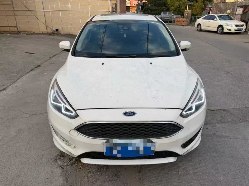 广州16年福特福克斯1