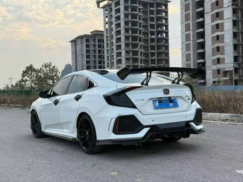 柳州18年本田思域4