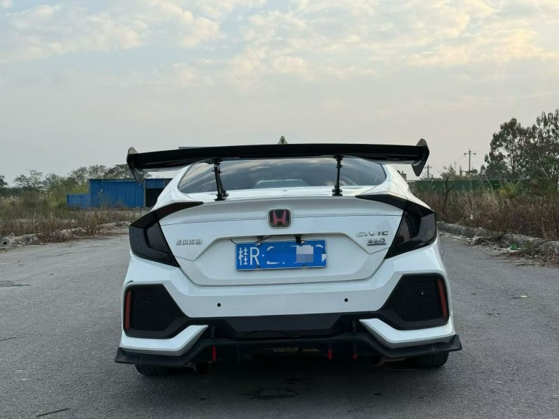 柳州18年本田思域5