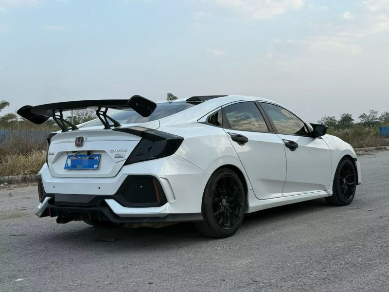 柳州18年本田思域6