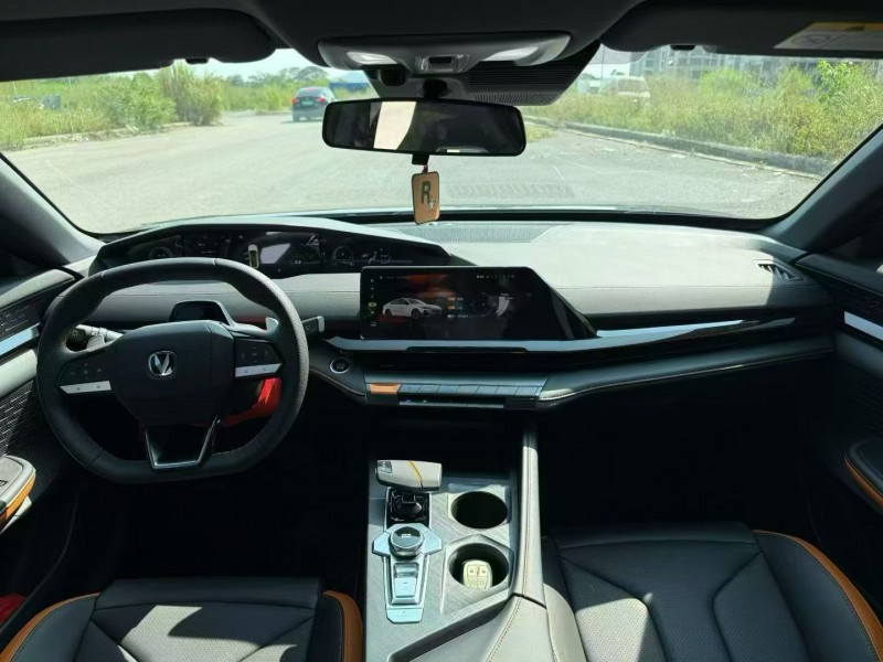 柳州25年长安汽车UNI9