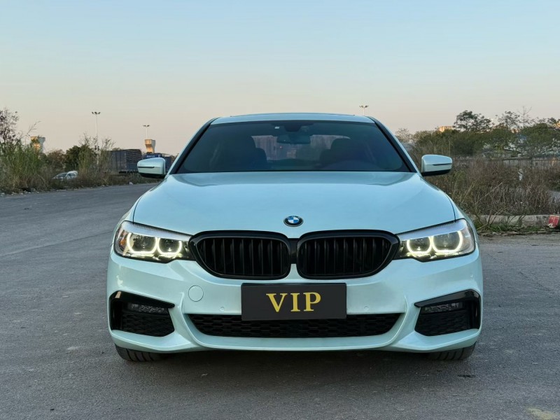 柳州19年宝马5系1