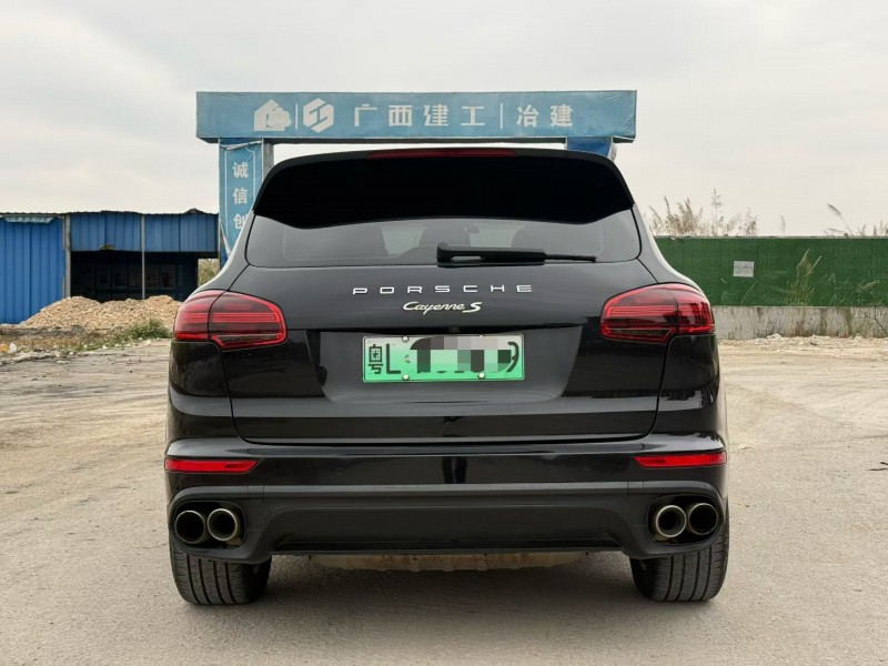 柳州16年保时捷卡宴4