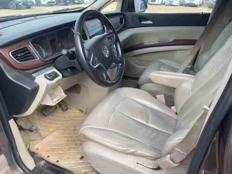 汕头15年别克GL84