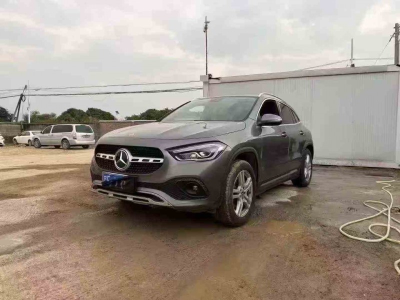 广州22年奔驰GLA2