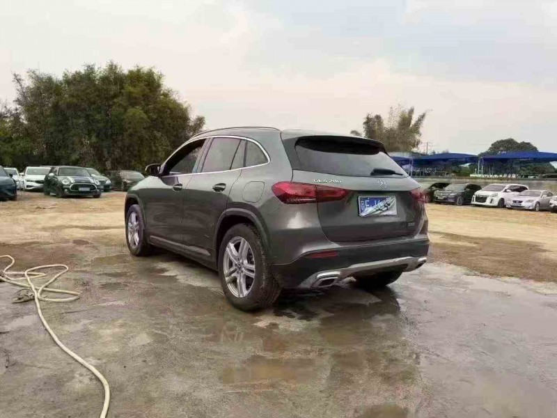 广州22年奔驰GLA6