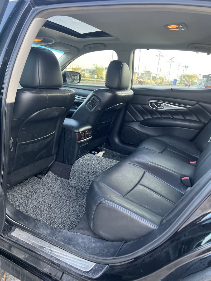 潮州15年英菲尼迪Q704