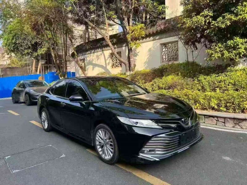 汕头21年丰田亚洲龙2