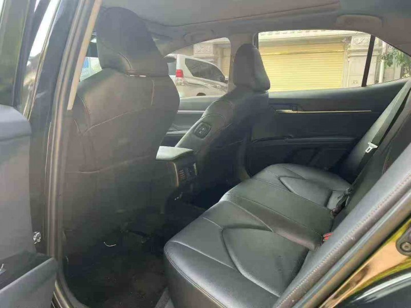 汕头21年丰田亚洲龙5