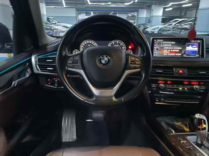 广州18年宝马X56