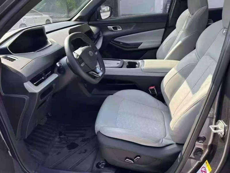 广州25年长安汽车启源4