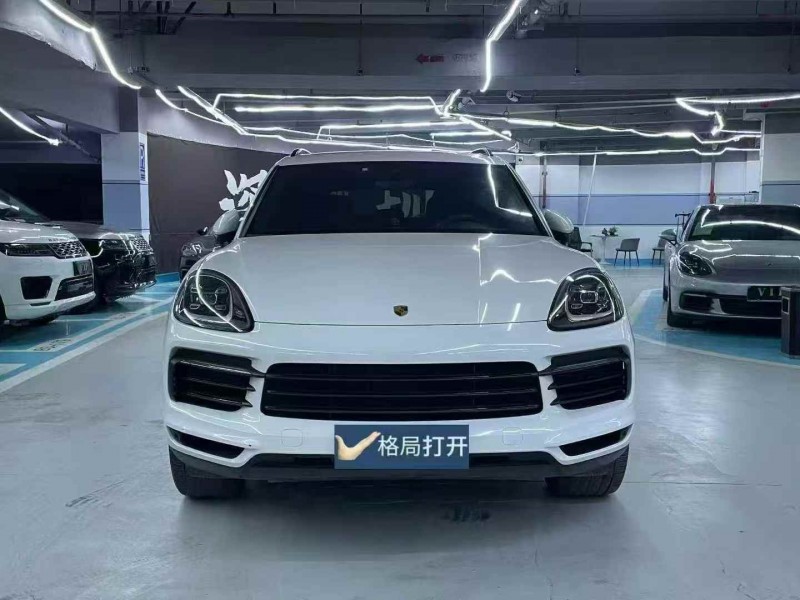 广州22年保时捷卡宴1