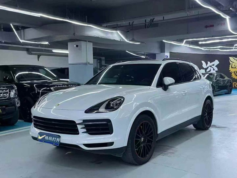 广州22年保时捷卡宴3