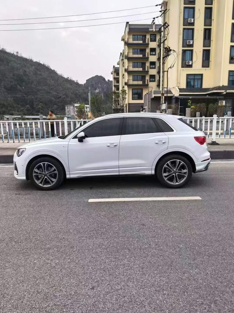 广州23年奥迪Q34