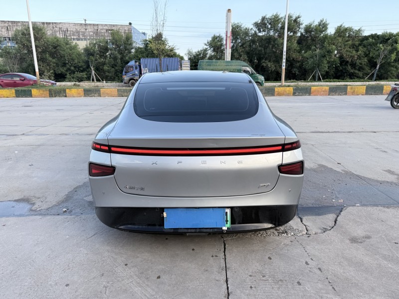 潮州22年小鹏汽车p77