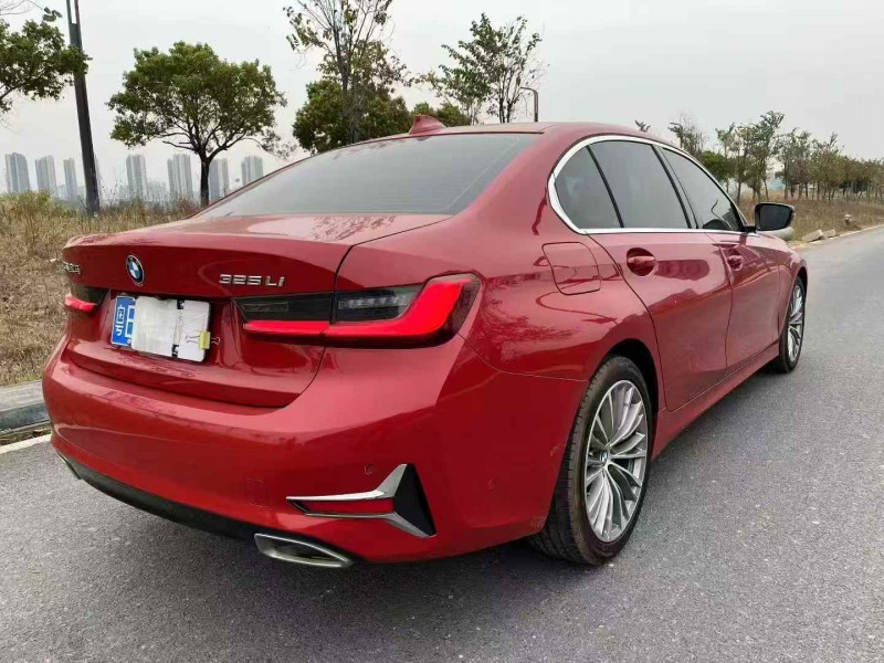 广州19年宝马3系8