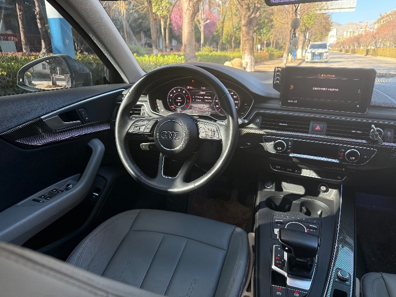 大理18年奥迪A4L7