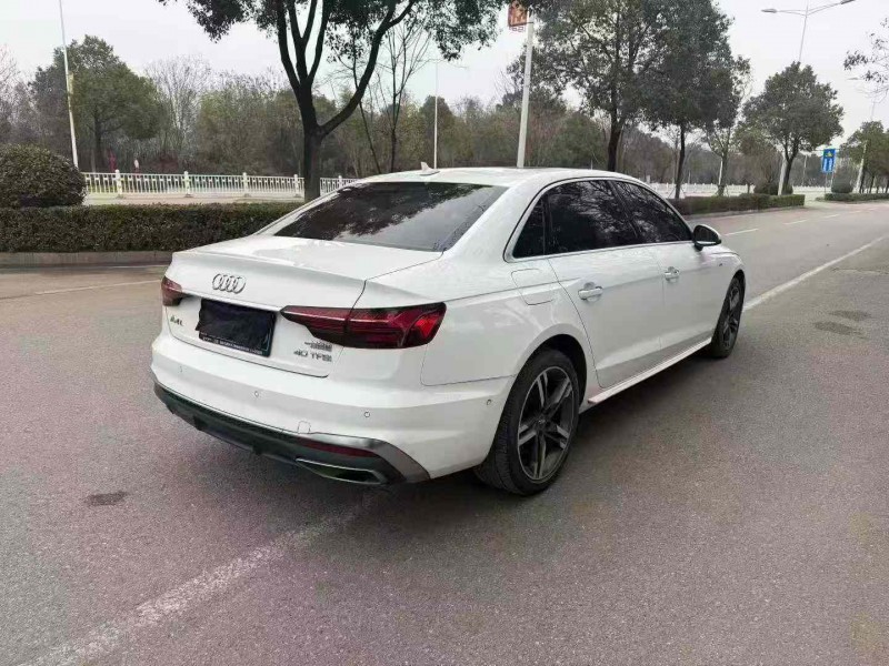 娄底21年奥迪A4L8