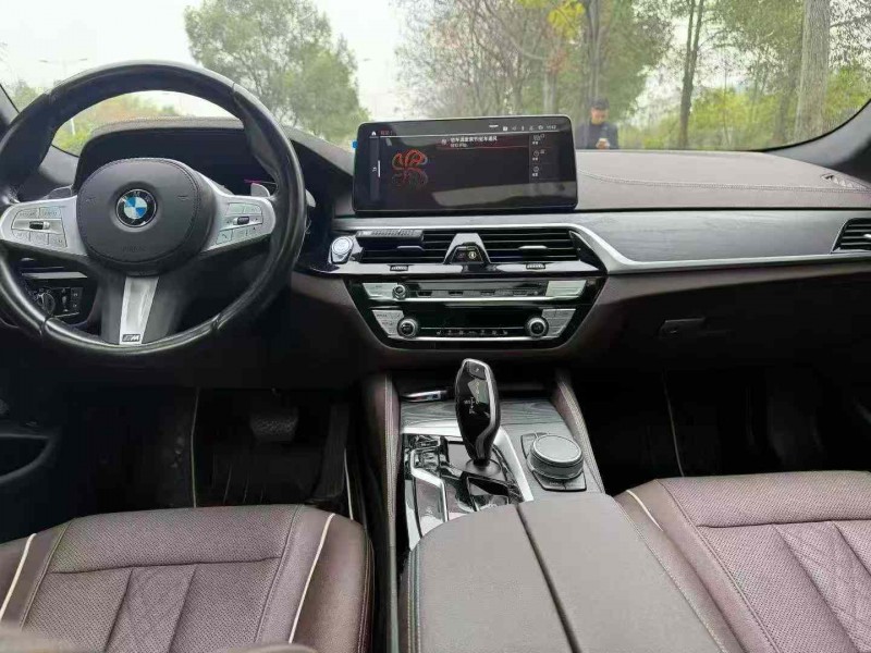 娄底22年宝马5系6