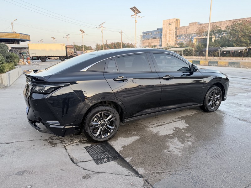 潮州24年东风奕炫8