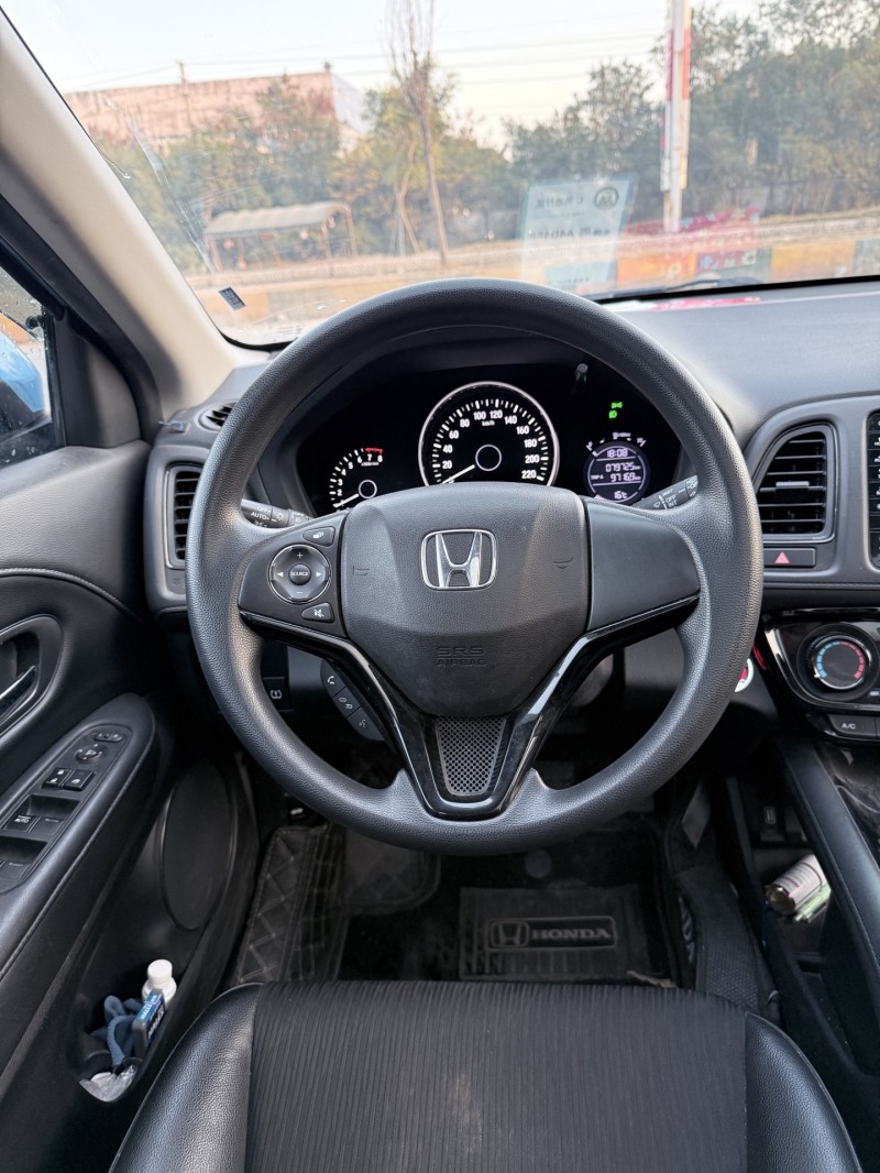 潮州19年本田缤智4