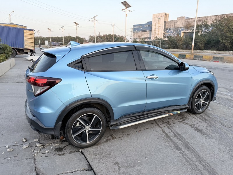 潮州19年本田缤智8