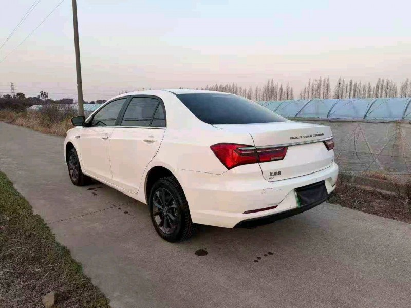 温州23年比亚迪秦8