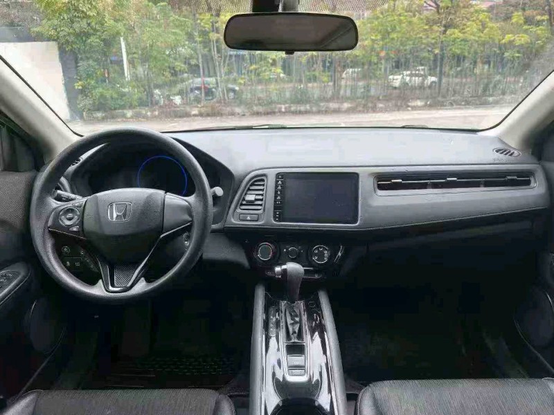 广州21年本田缤智5