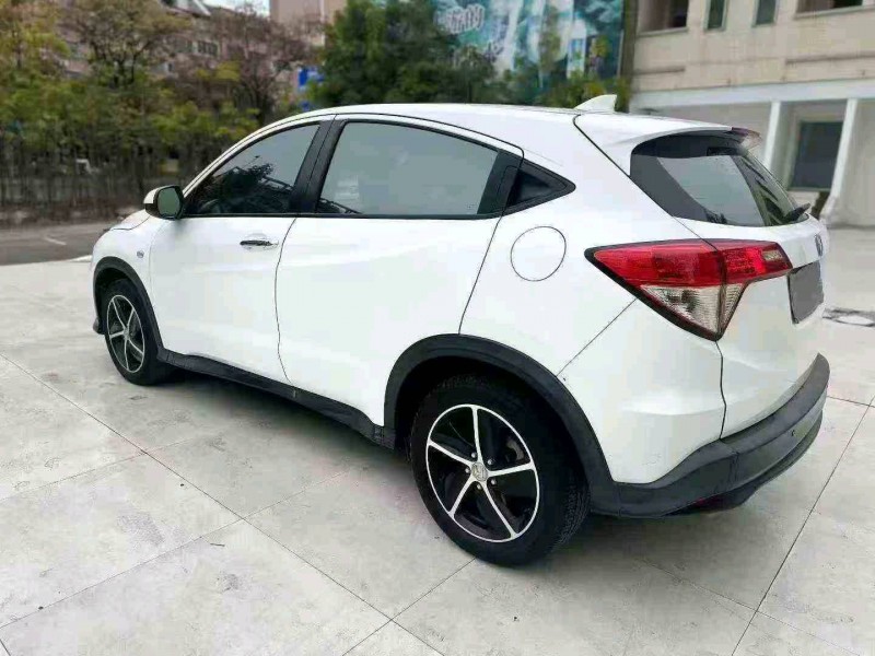 广州21年本田缤智6