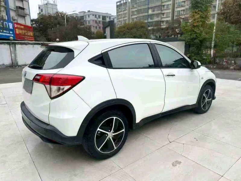 广州21年本田缤智7