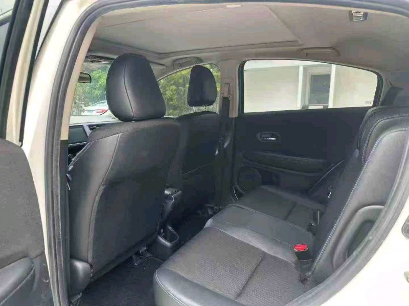 广州21年本田缤智9