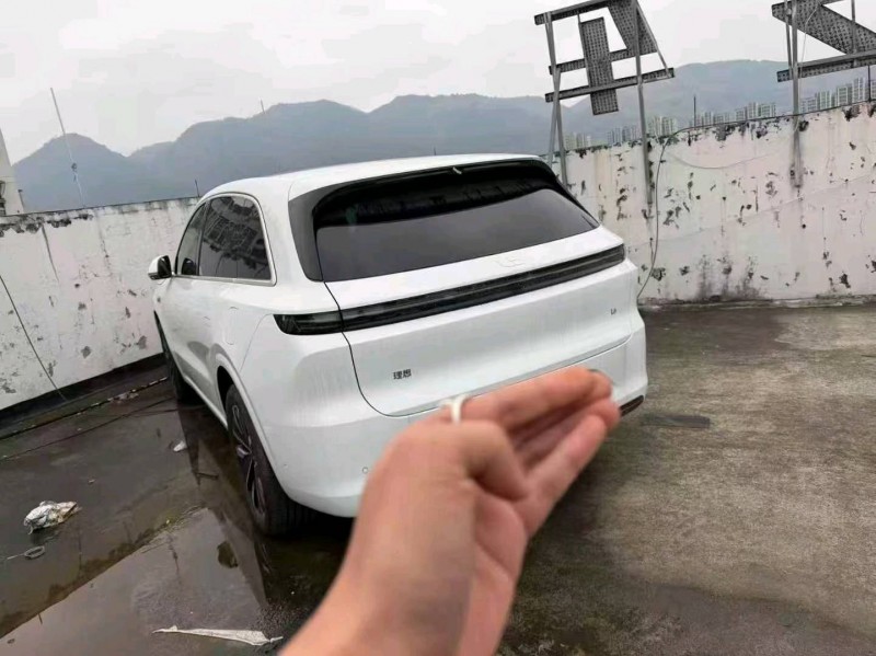 嘉兴25年理想L62