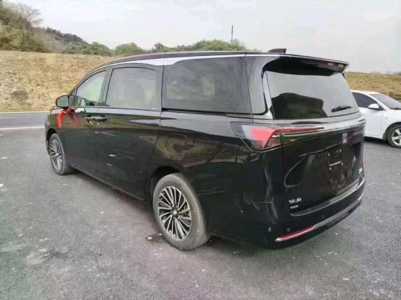 金华25年别克GL89