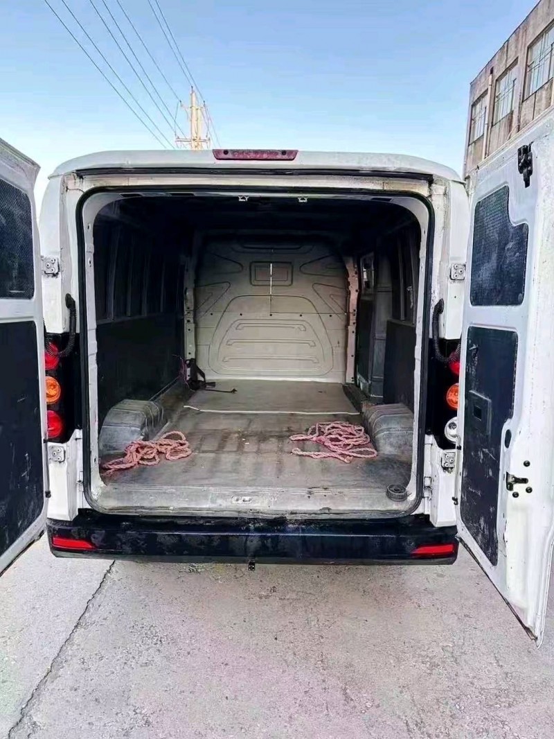 潍坊23年吉利星享9