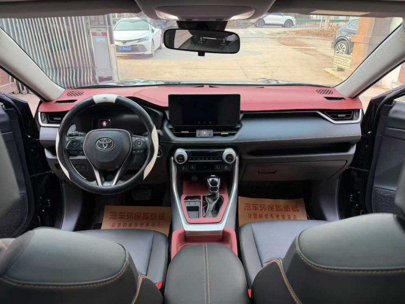徐州25年丰田RAV4荣放5