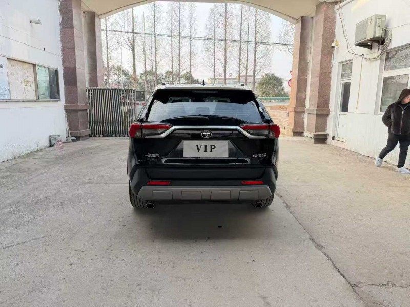 徐州25年丰田RAV4荣放9
