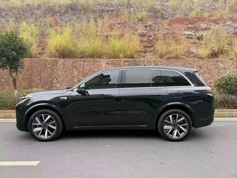 怀化23年理想L83