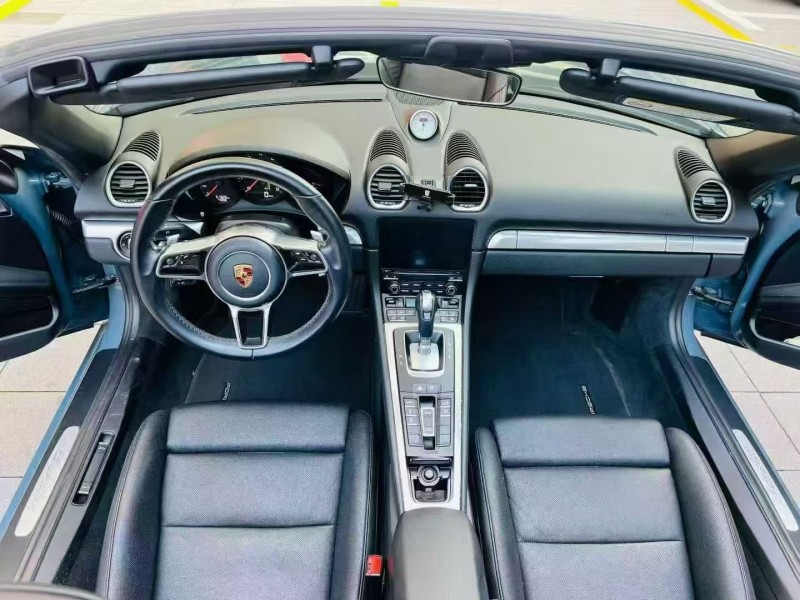 广州17年保时捷7185