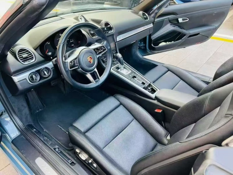 广州17年保时捷7186