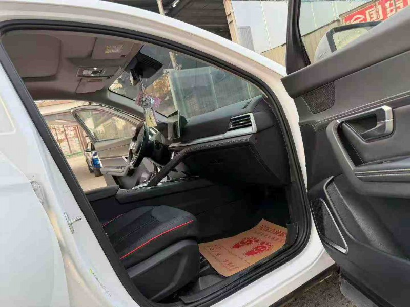 徐州20年比亚迪宋6