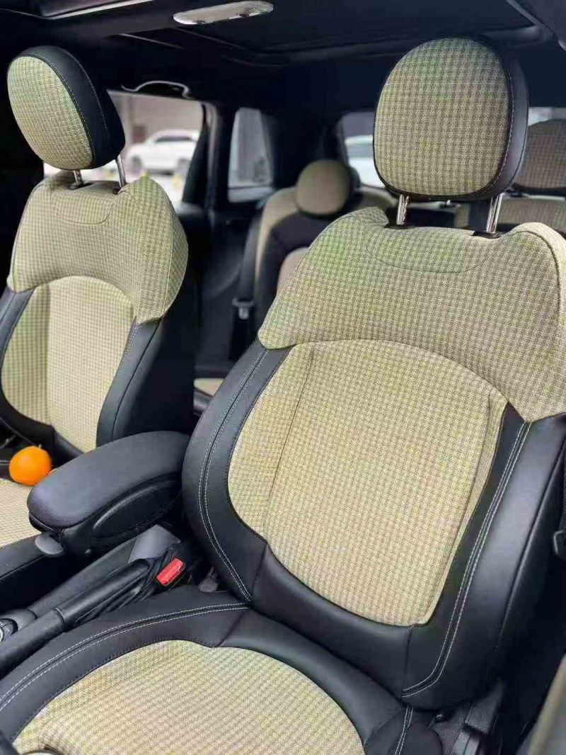 重庆23年宝马迷你4