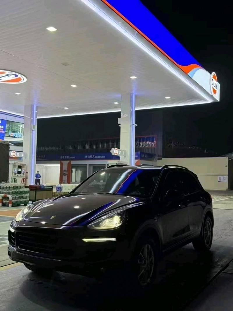 枣庄15年保时捷卡宴2