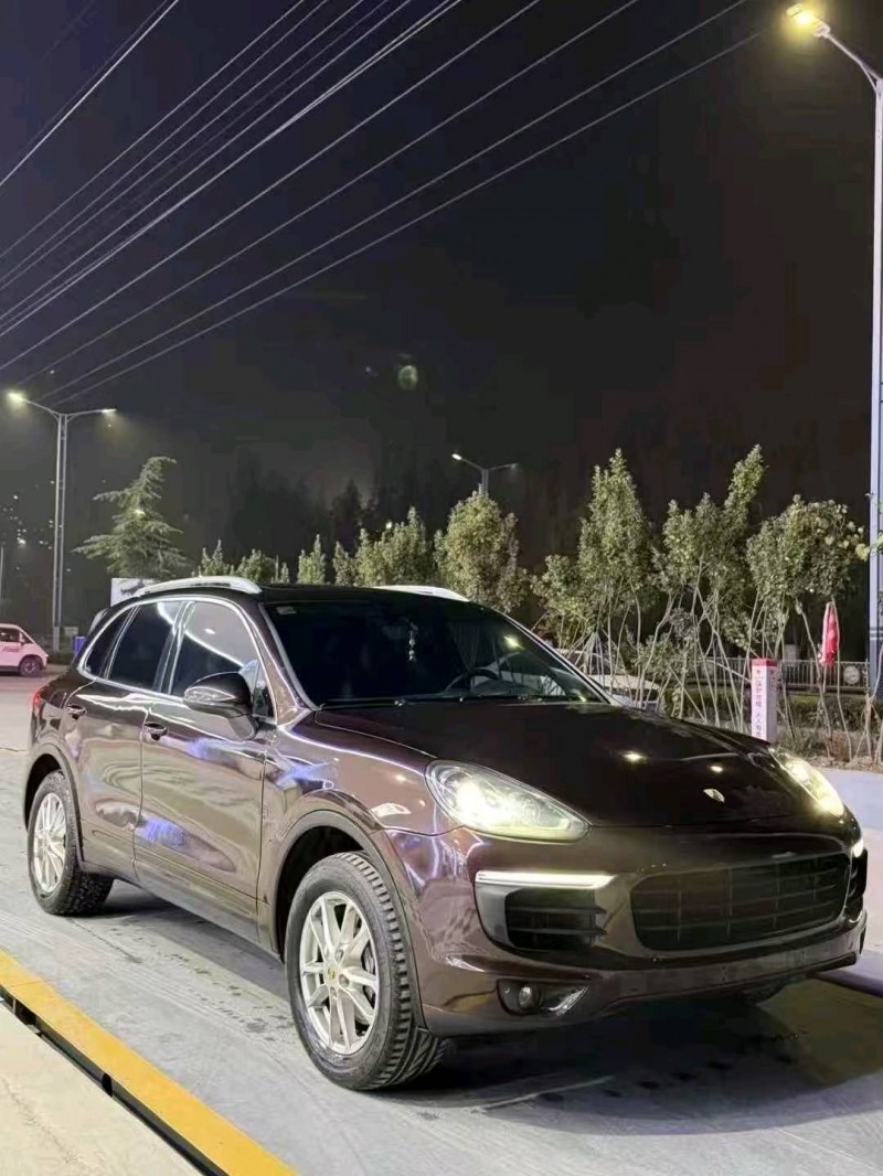 枣庄15年保时捷卡宴3