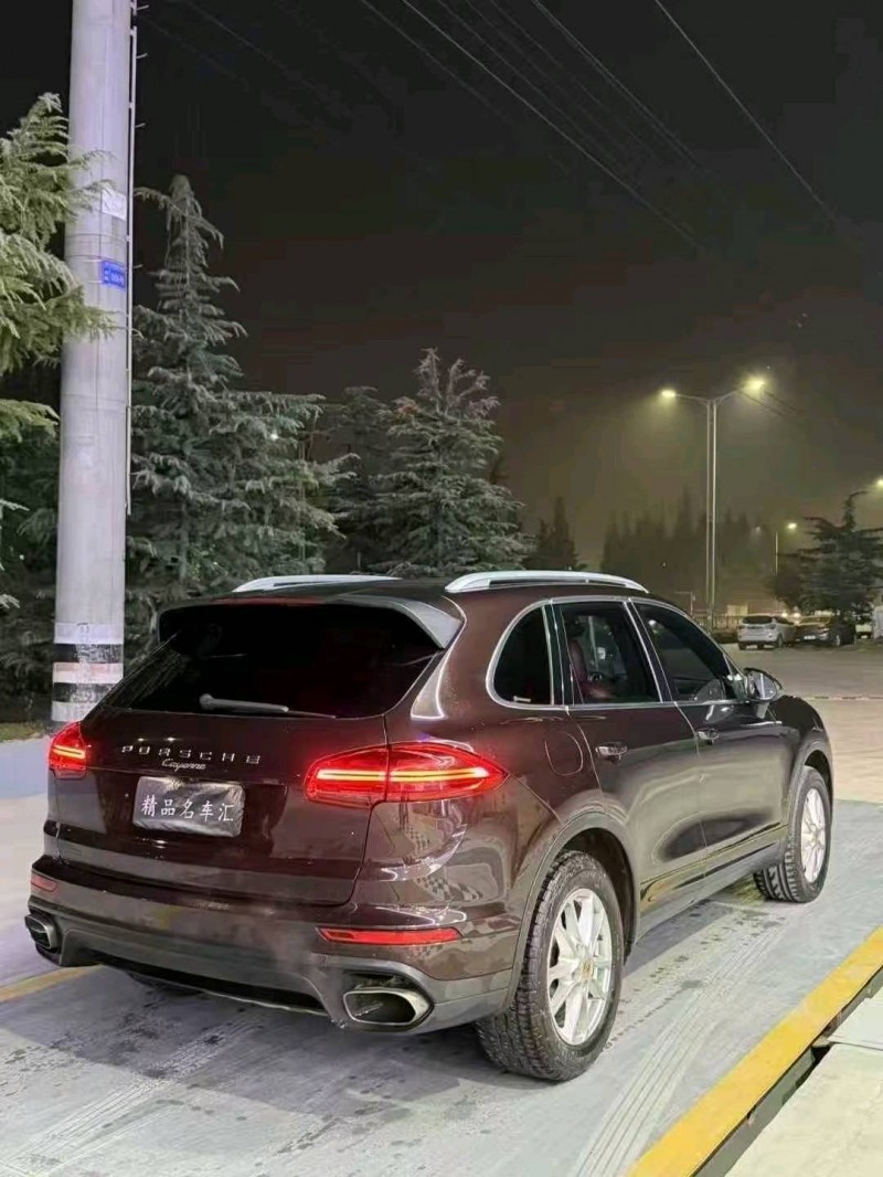 枣庄15年保时捷卡宴5