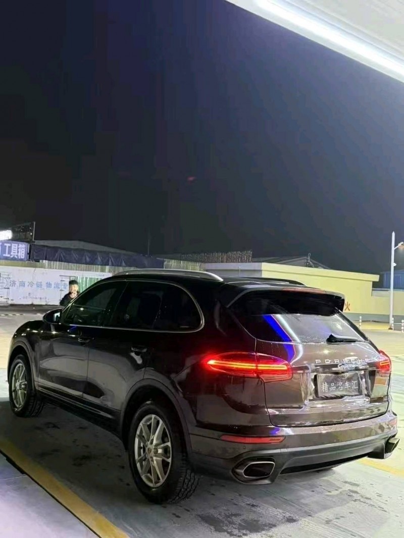 枣庄15年保时捷卡宴6