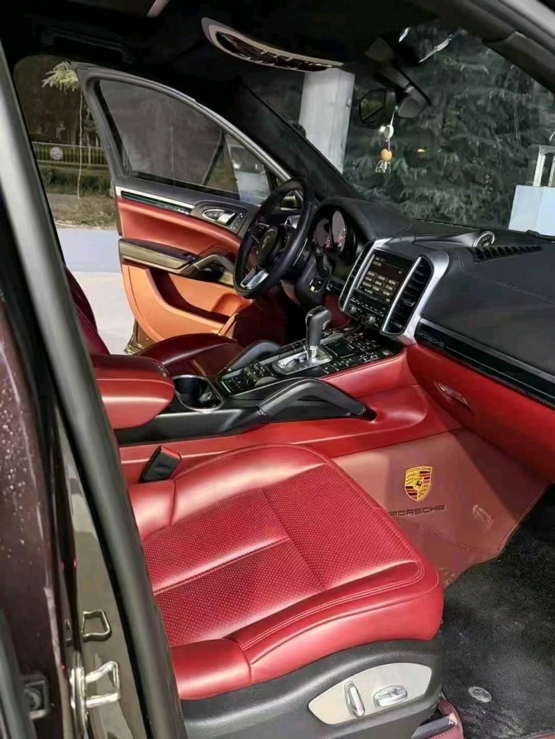 枣庄15年保时捷卡宴9