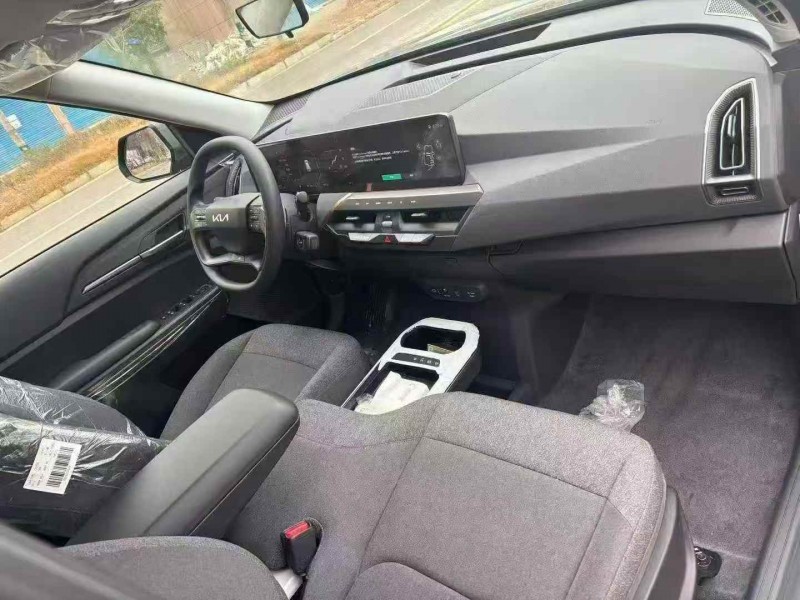 泸州26年起亚EV54