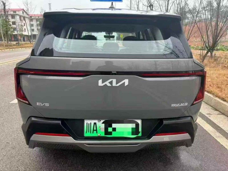 泸州26年起亚EV59