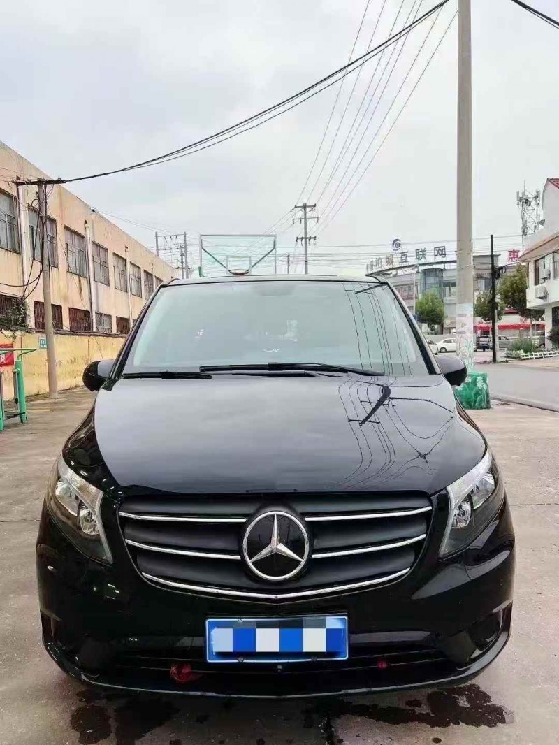 淄博23年奔驰威霆1